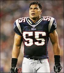 Thousands to Pay Tribute to Junior Seau at Memorial in San Diego Charger Stadium