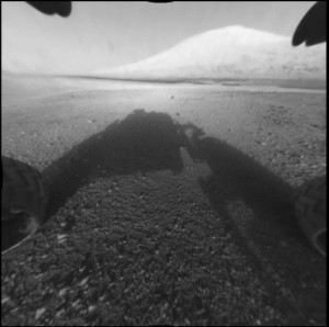 mount sharp picture seen from front of curiosity rover